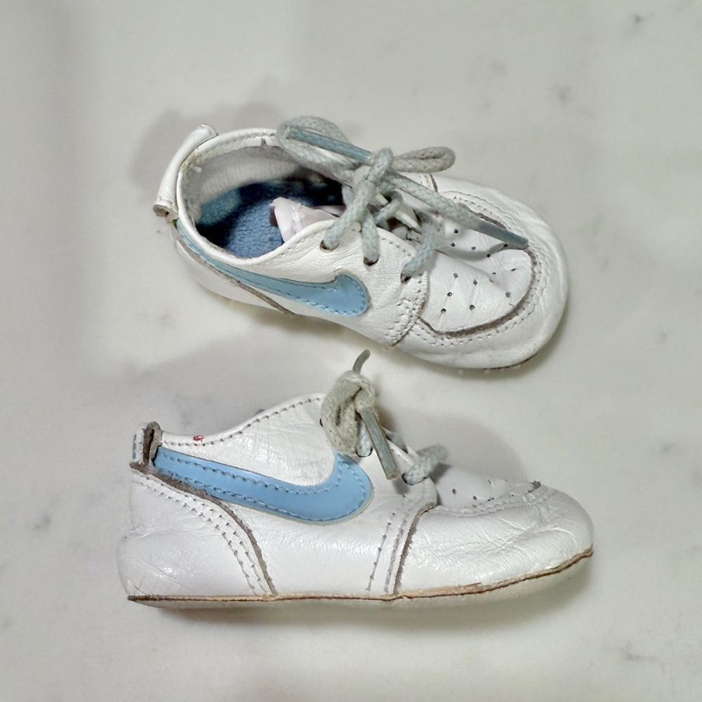 Vintage 1980's UNC Nike Baby Shoes
